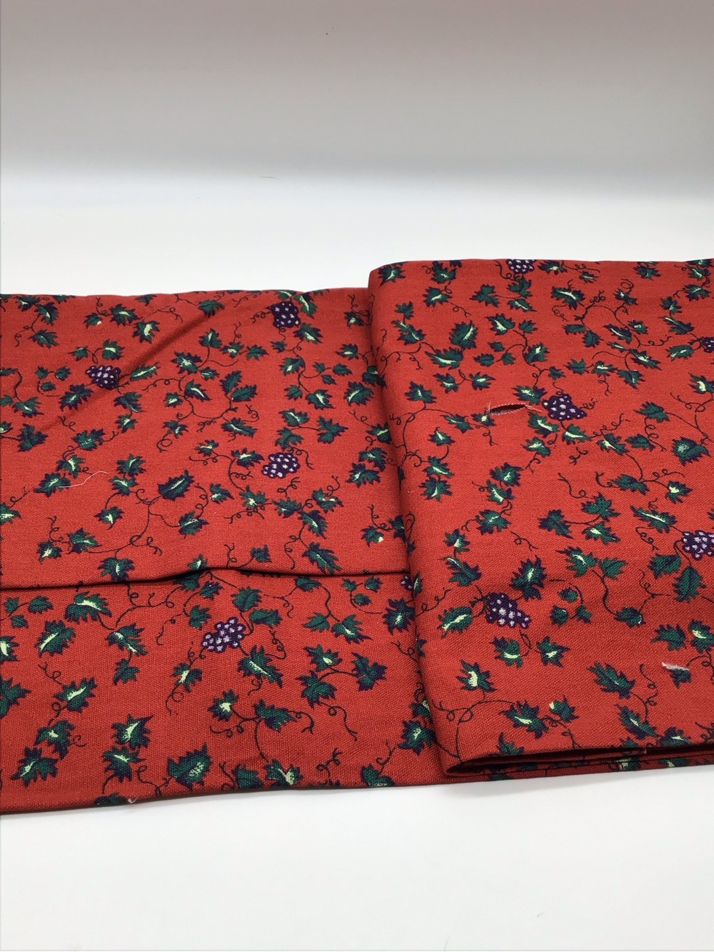 2ydx45 in home decorating fabric bugandy with holly berries. 100% cotton